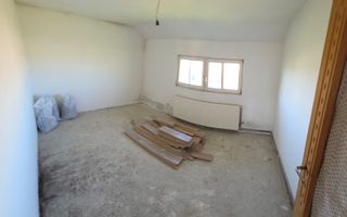 Apartament 4 camere – 70 mp utili + pod 30 mp – Etaj 5 – Preț 48.000 € - Poză 10
