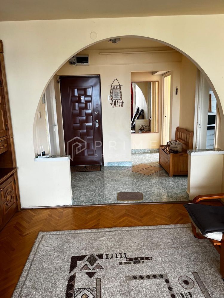Apartament 3 camere luminos | Dâmbu Pietros, - Poză 1
