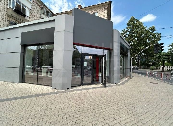 Vânzare, spațiu comercial, 370 mp, str. Mihai Viteazul, Bălți - Poză 5