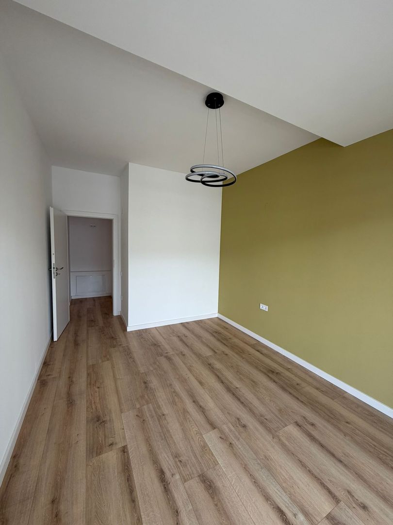 Apartament 3 camere,  parțial mobilat. Zona Eroilor Florești - Poză 6
