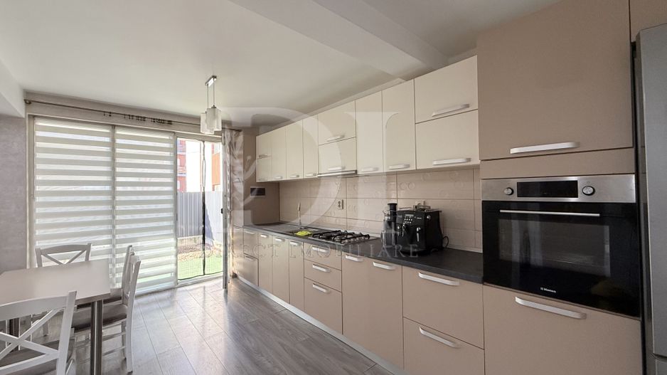 Casa de inchiriat / Complex rezidential / Zona Porii - Poză 1