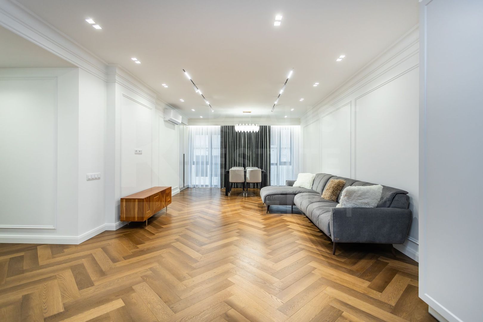 Chirie, apartament, 4 camere, stradela Teatrului, Buiucani - Poză 2