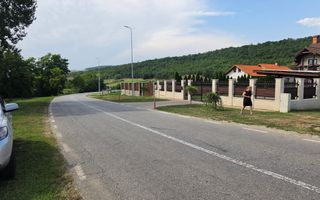 Teren intravilan, 2800 mp, la asfalt,cu utilitati, Hapria, com. Ciugud - Poză 4