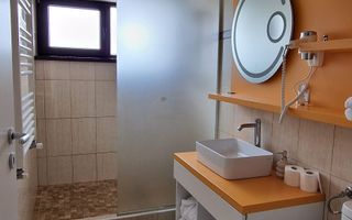 OFERTA Chirie ,PISCINA,UTILITATI, Berceni, IF - Poză 7