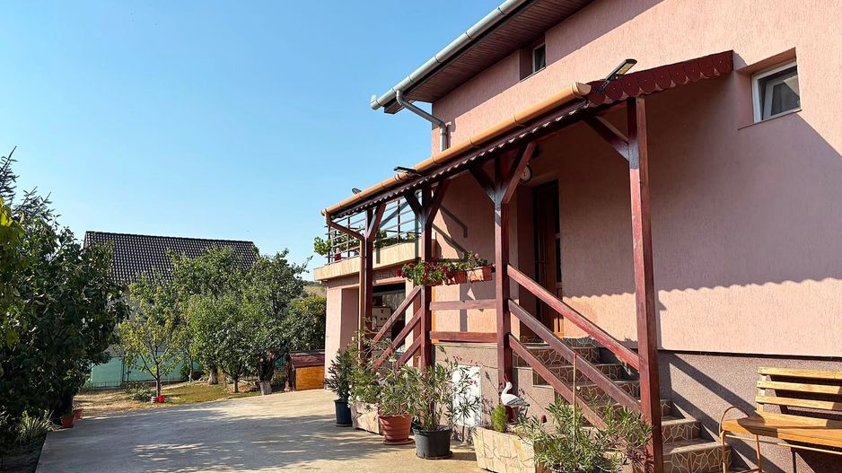 Casă de vânzare Oncea | 3 dormitoare + garaj | teren 810 mp - Poză 1