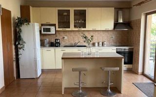 Casă cu vedere panoramică, 300 mp utili – Victoriei, zona Dura - Poză 2