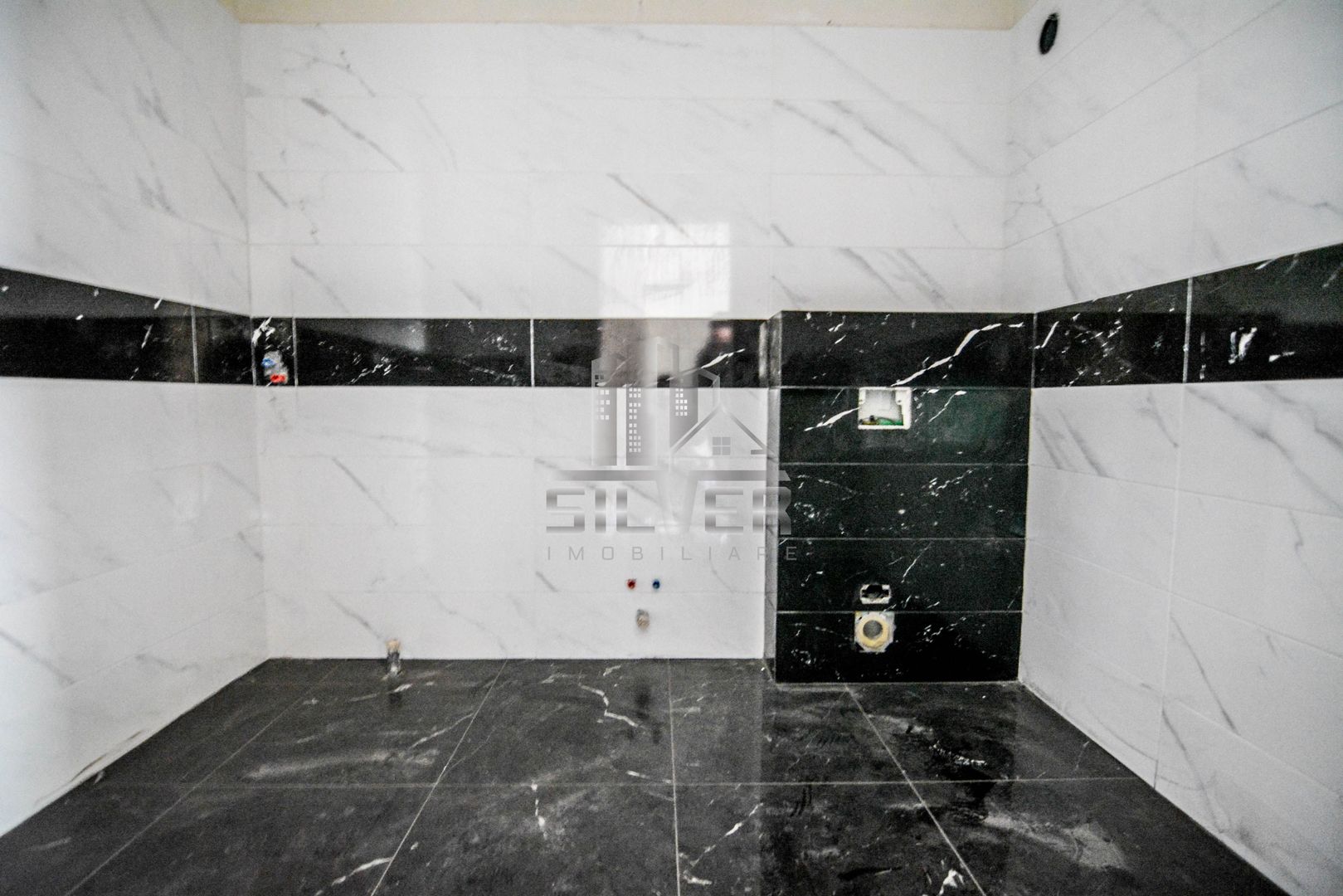 Apartament 3 camere cu terasa, gradina si parcare subterana si boxa - Poză 11