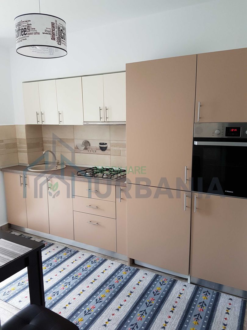 Camera libera in apartament cu 2 camere, Pacurari - Poză 1