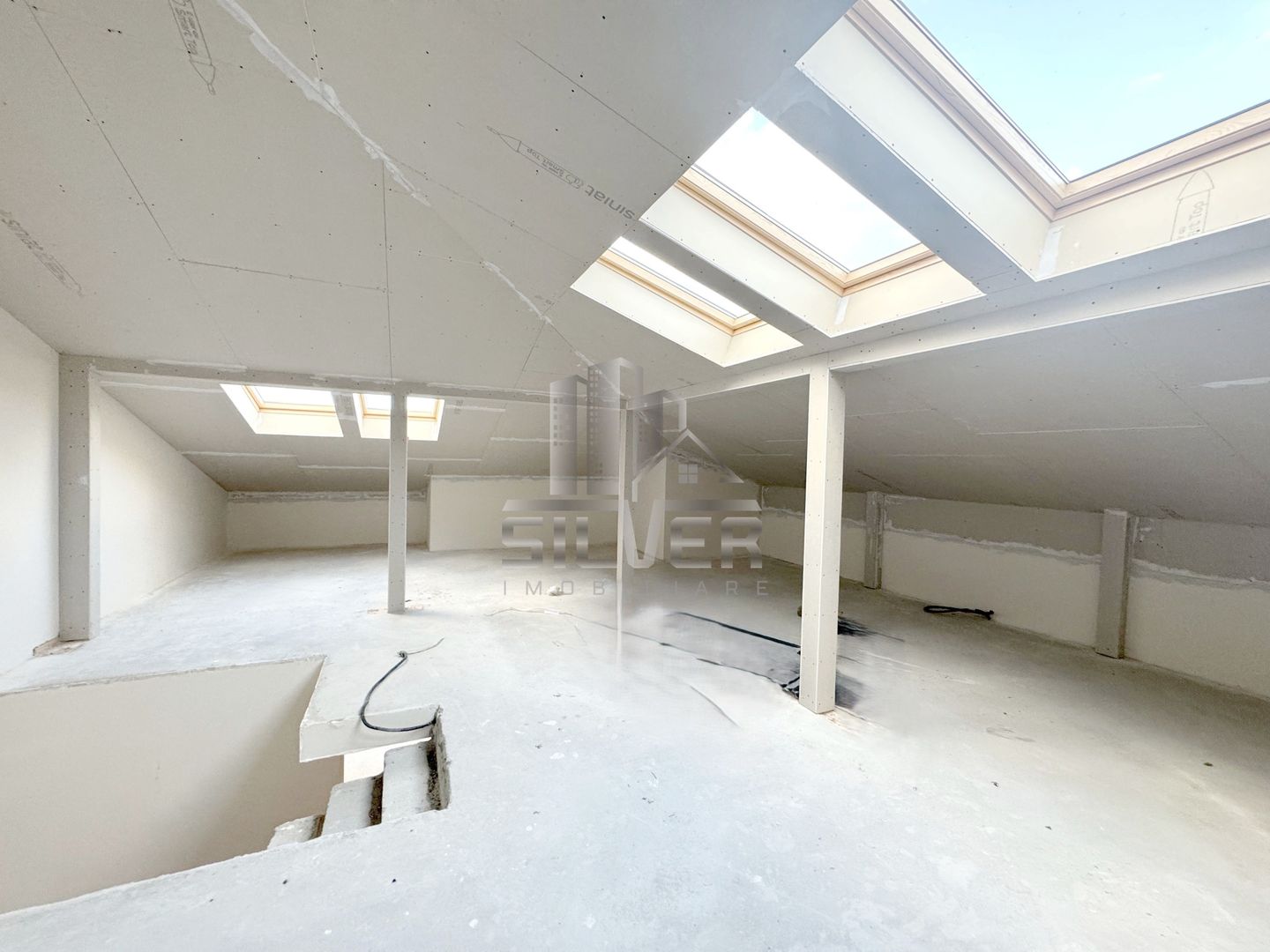 Casa tip duplex/zona strazii Campului. - Poză 17