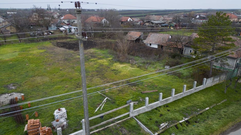 Teren intravilan in Peregu Mic - Poză 2