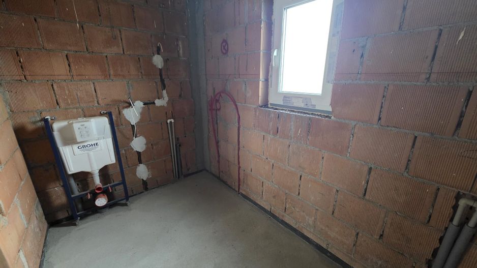 Vilă individuală în Tunari – 5 camere, curte privată - Poză 25