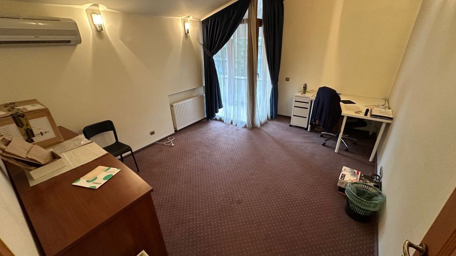 Casă / Vilă cu 6 camere în zona  Calea Aradului - Poză 41