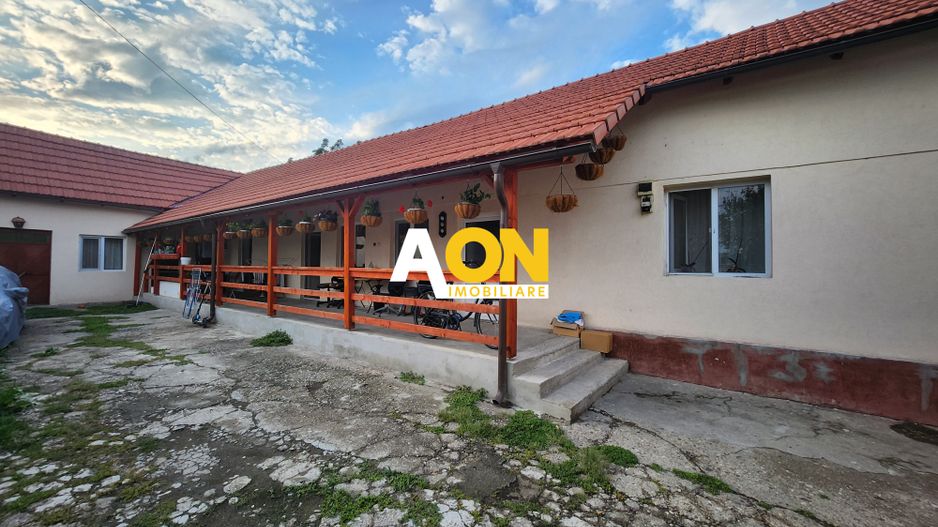 De vanzare casa 4 camere, 450mp teren, Oarda de Jos - Poză 1