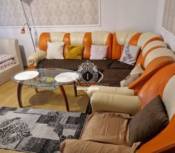 Garsoniera decomandata cf.1 mobilata/utilata bloc 1990 - Mall Vitan - Poză 4