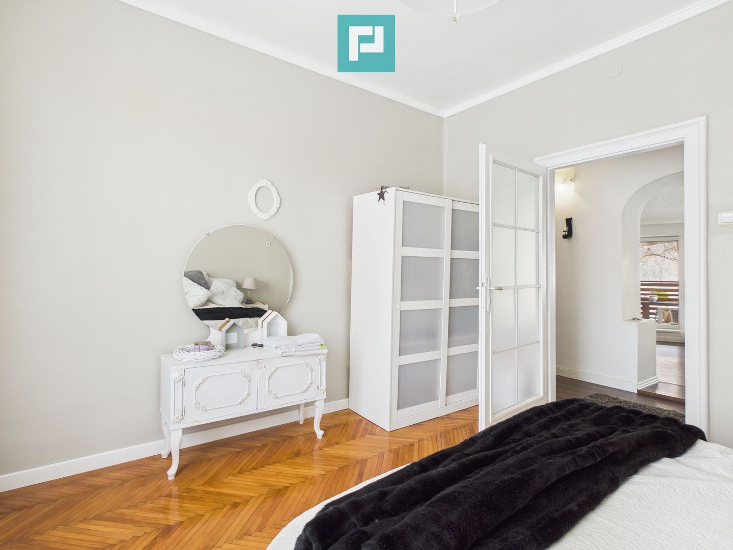 Apartament spațios în clădire ultracentrală - Poză 8