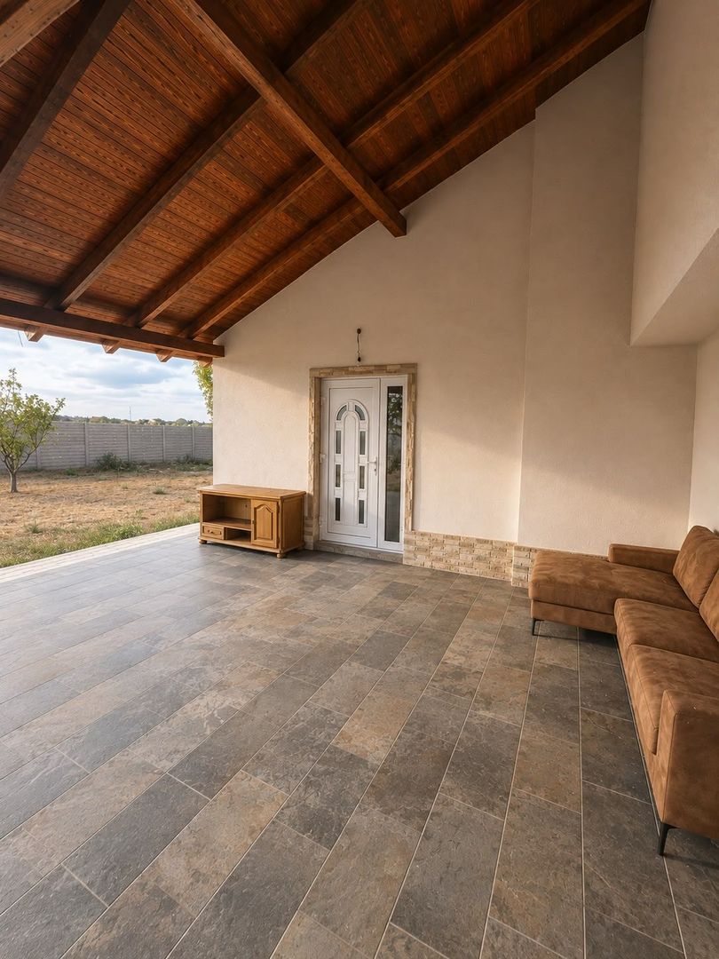 Casa renovata anul trecut  cu 1100 mp de teren in localitatea Les - Poză 4