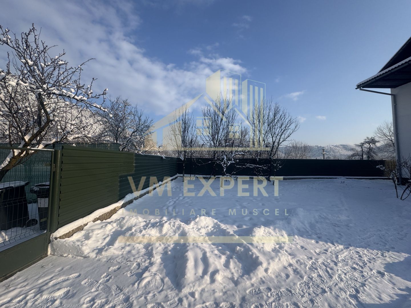 VILA S+P+E-306 MP, TEREN 2078 MP, CAMPULUNG - Poză 37