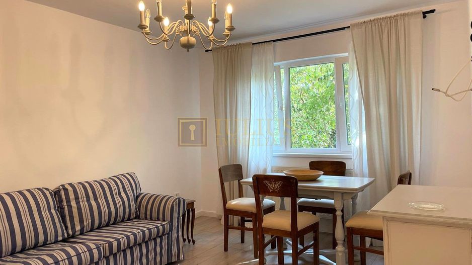 Apartament cu 3 camere, zona Cetatii - Poză 1