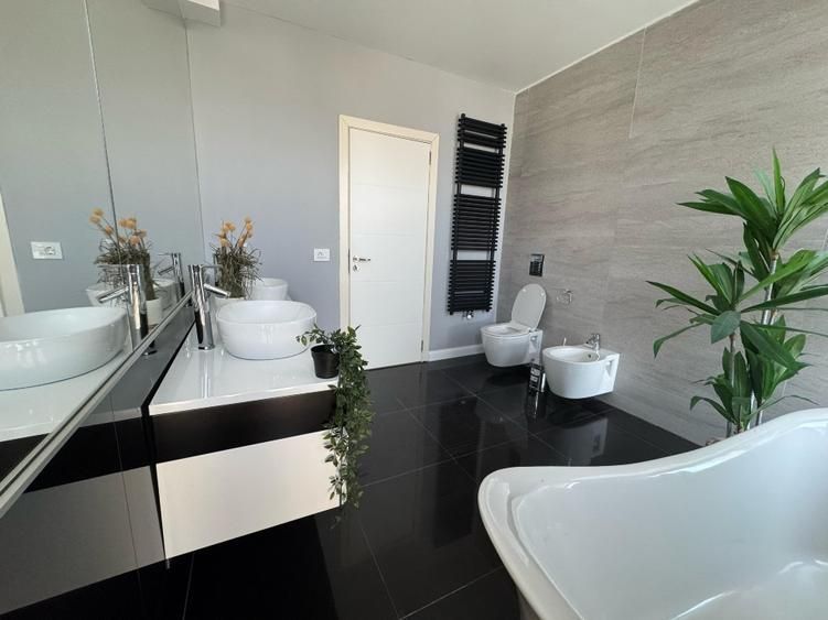 Penthouse spectaculos cu terasă panoramică | 3 camere | 93mp | Loc de parcare - Poză 12