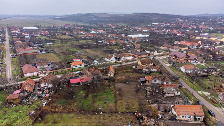 Casă cu grădină imensă localitatea Mâsca - Poză 4