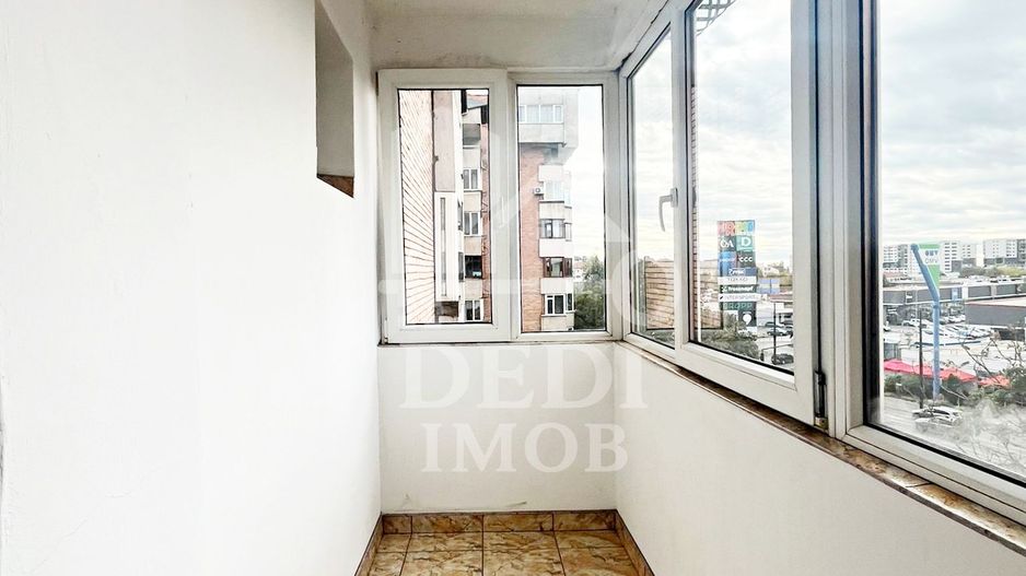 Apartament cu 3 camere de inchiriat Decebal, Oradea - Poză 11