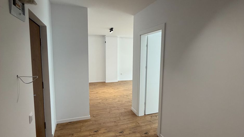 Apartament cu două camere,  semidecomandat, finisat | Zona Eroilor - Poză 3
