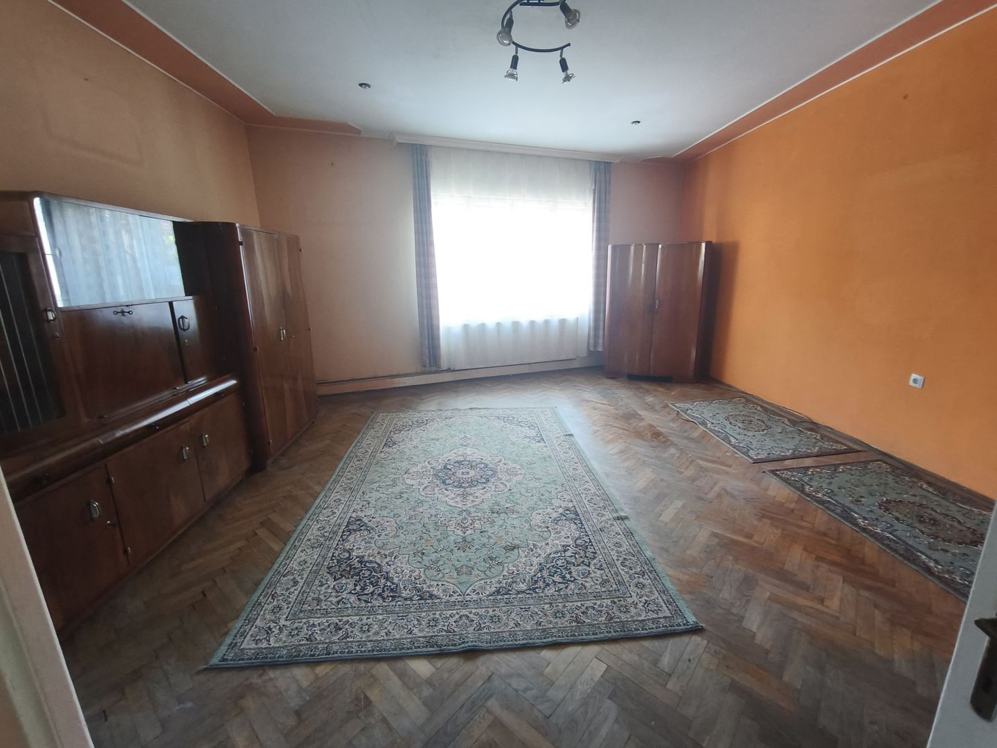Casă 90 mp utili | Curte delimitata | Cota 1/2 teren | (Primăverii ) - Poză 7
