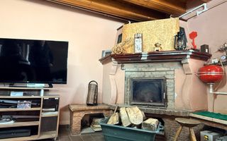 Proprietate rară | 4458 mp teren intravilan | Casă solidă, natură, liniște totală. | Bratca, Bihor. - Poză 4