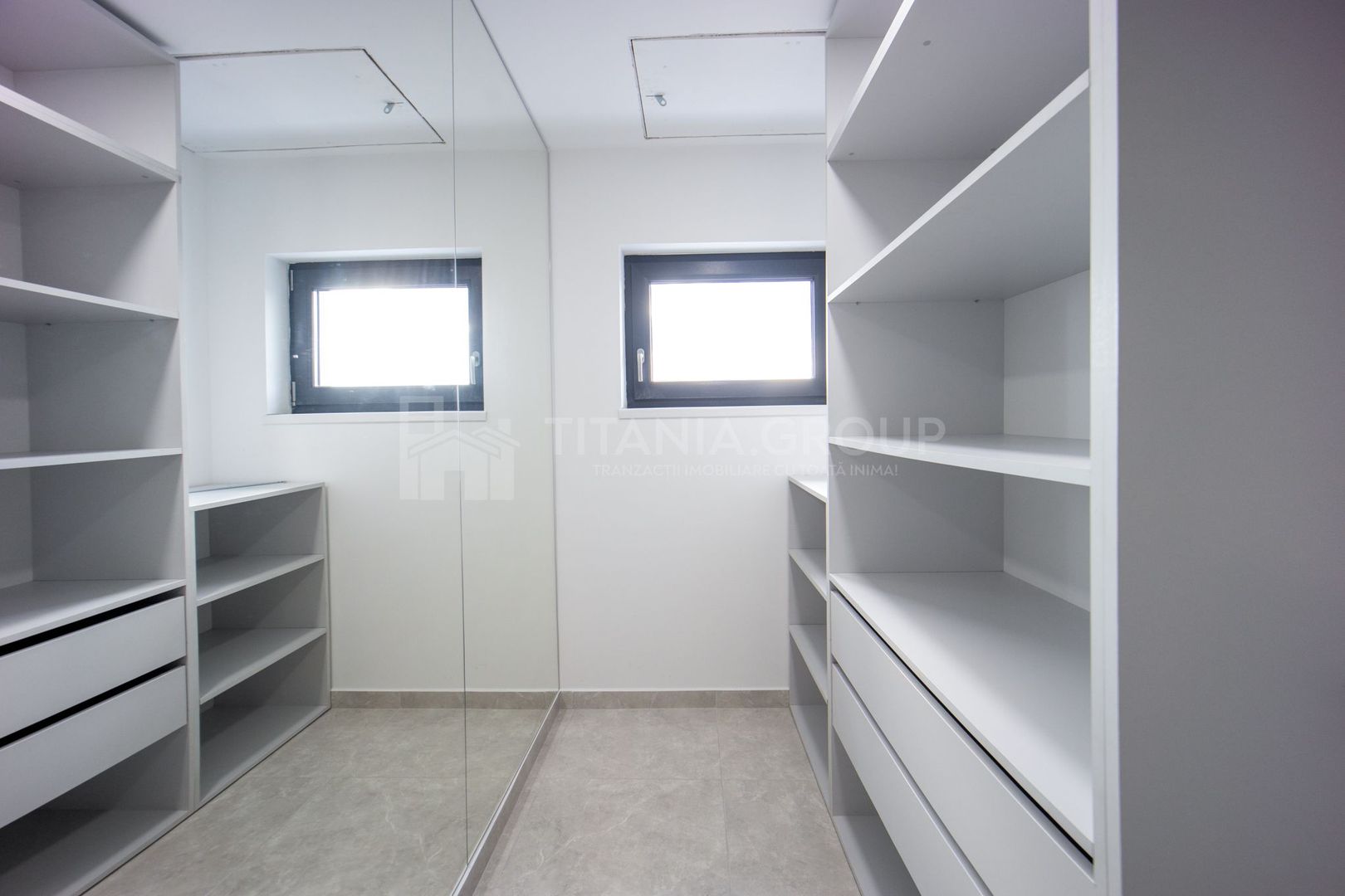 Prestigiu si eleganta! Proprietate de LUX, cu garaj si piscina -Harman - Poză 26
