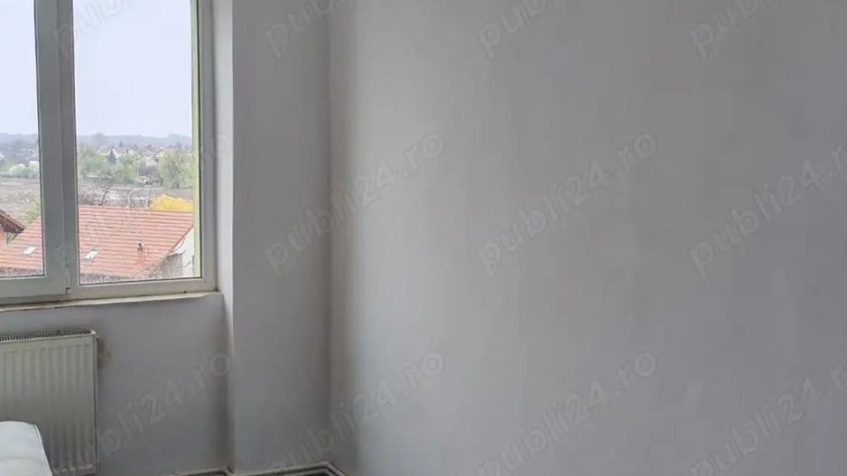 BRASADAS vinde ap cu 3 cam etaj 4/4 pe Drumul Botizului - Poză 4