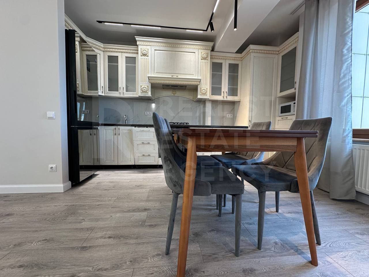 Chirie, apartament, 2 camere, str. Ştefan cel Mare şi Sfînt, Centru - Poză 4