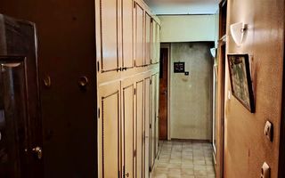 DE VÂNZARE- 2 camere decomandat - etajul 1/4 - Timpuri Noi - Poză 3