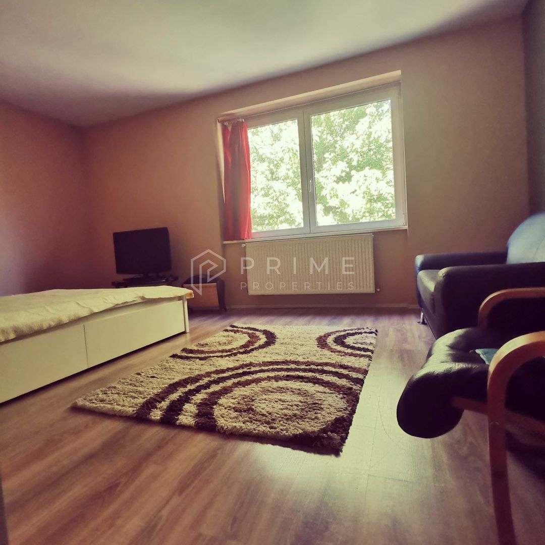 De închiriat: Apartament modern cu 1 cameră, în zona 7 Noiembrie - Poză 3