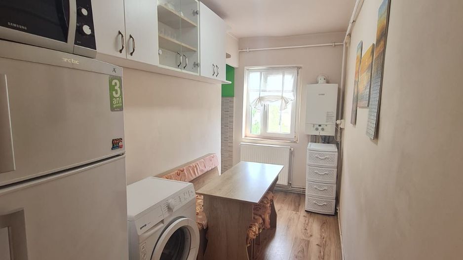 La 10 minute de Piața Unirii - Poză 18