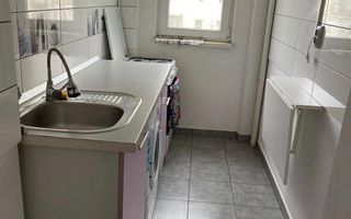 Apartament 2 camere de vanzare Drumul Taberei - Poză 5