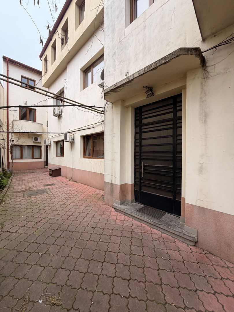 SPATIU BIROURI | ATELIER | SHOWROOM | 200MP - Poză 3