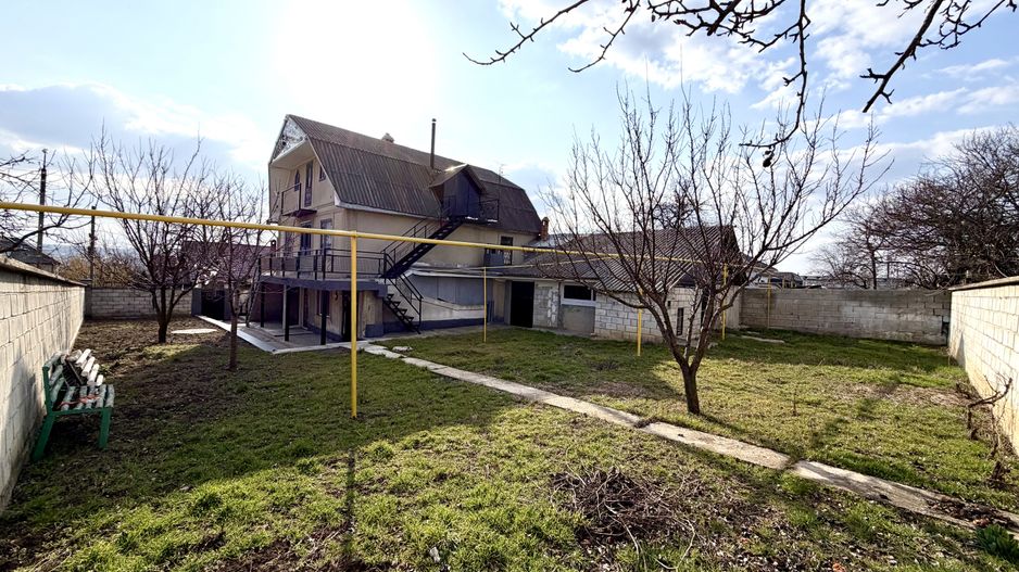 Casa în or.Ialoveni centru - Poză 3