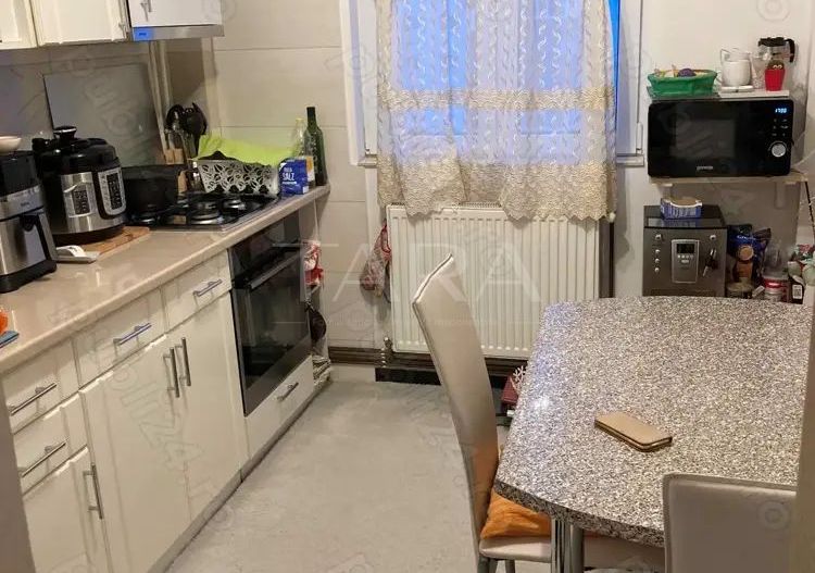 Apartament decomandat, Între Lacuri, 2 balcoane, zona Iulius Mall. - Poză 1