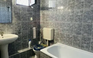 Apartament spațios cu 3 camere, 3 ICFrimu, 80mp, nu este masnsarda - Poză 12