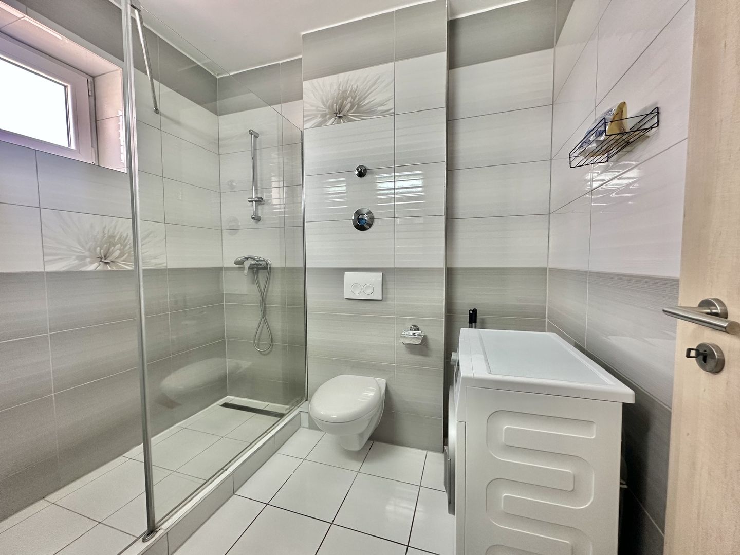 Garsoniera de inchiriat, zona Coresi - Poză 7