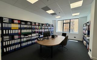 Imobil Premium de Închiriat: Eficiență și Tehnologie de Vârf - Poză 13