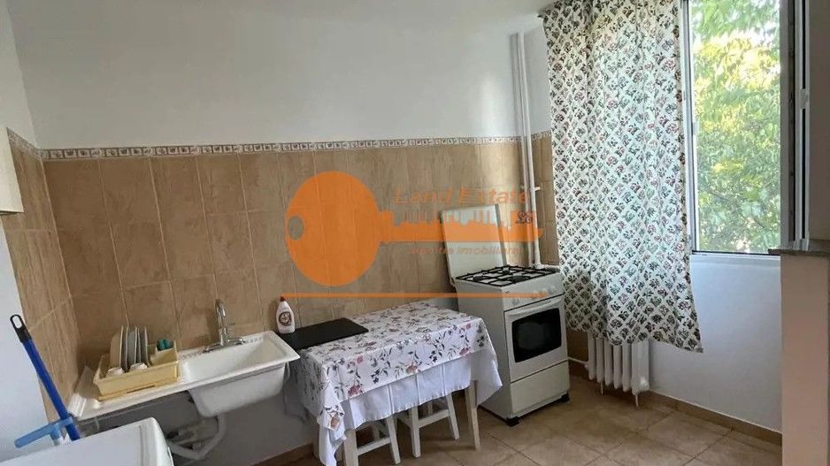 Apartament 2 camere, decomandat – Rahova–Teiuș - Poză 3