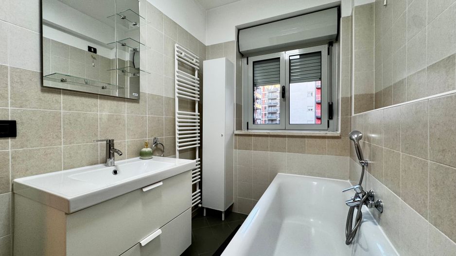Apartament 2 camere,  spatios, cu parcare subterana, Torontalului RING - Poză 14