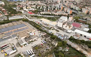 Clădiri industriale cu teren 6820mp - Poză 15