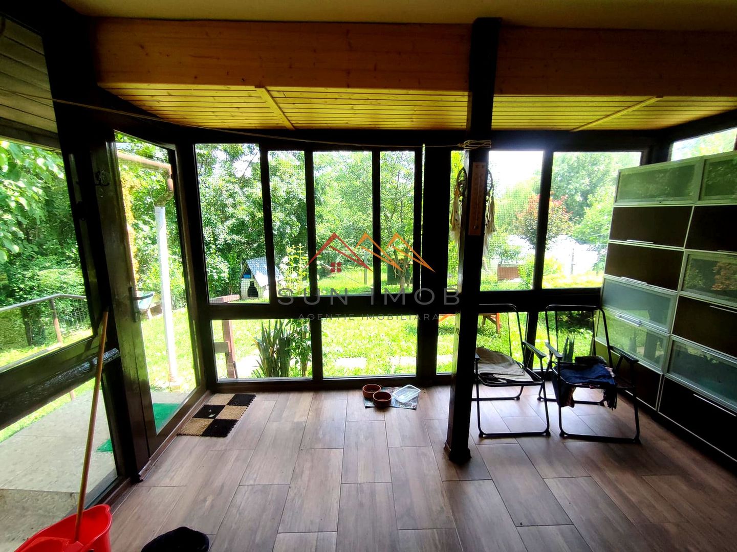 CASĂ INDIVIDUALĂ CU LIVADĂ | 2.195 MP TEREN | POIANA CÂMPINA - Poză 5