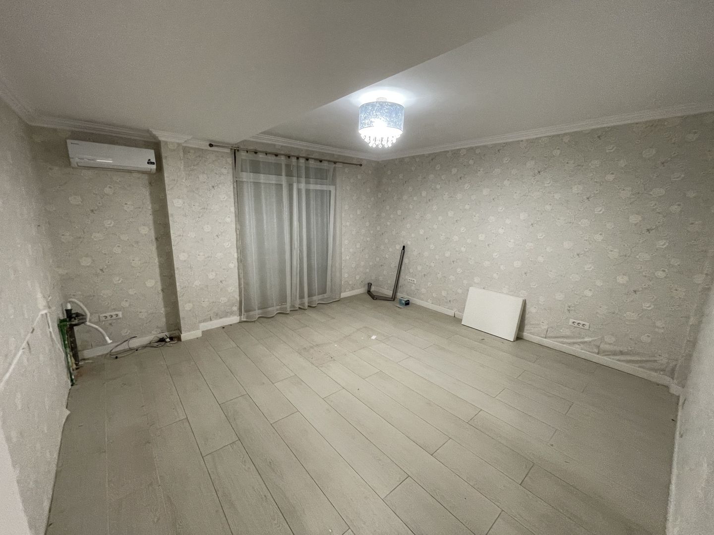 Giroc | S.A.D | 7 Parcari | Terasa Generoasa | Comision 0% - Poză 7