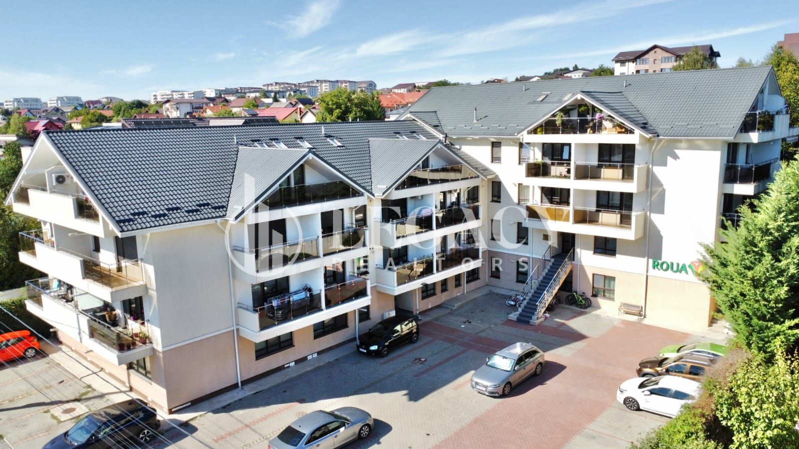 Apartament READY TO MOVE la mansardă, cu balcon și boxă de depozitare - Poză 2