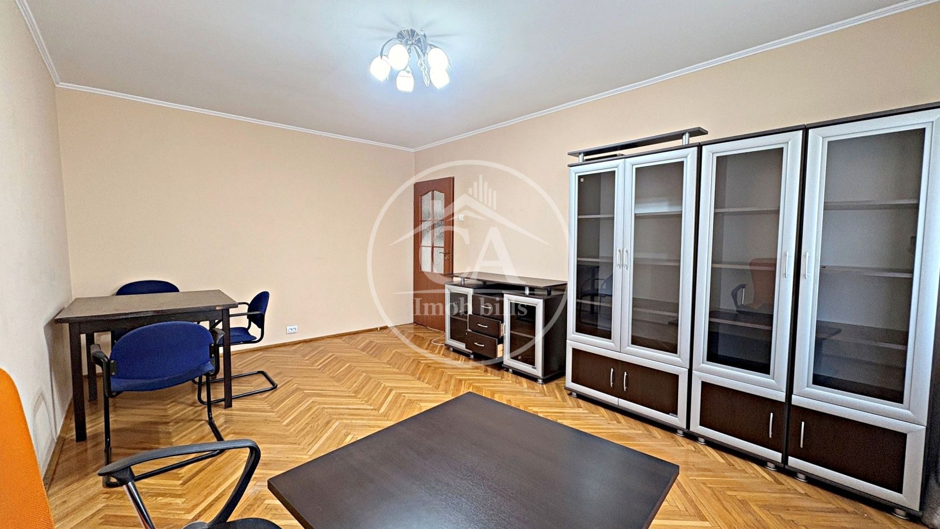 Apartament cu 3 camere de închiriat în zona Rogerius, Oradea - Poză 3