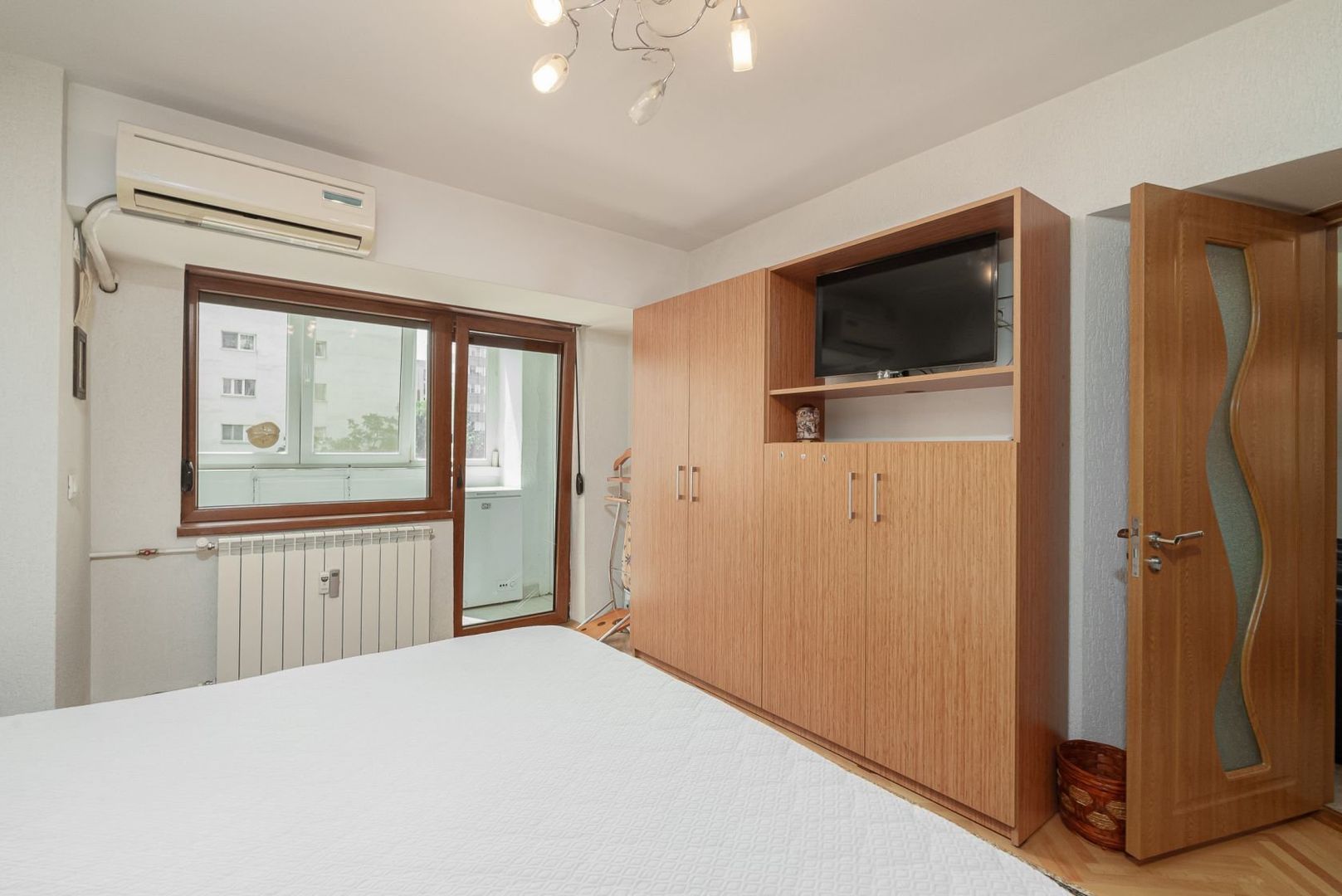 Bulevardul Unirii, apartament cu 4 camere, COMISION 0 - Poză 12
