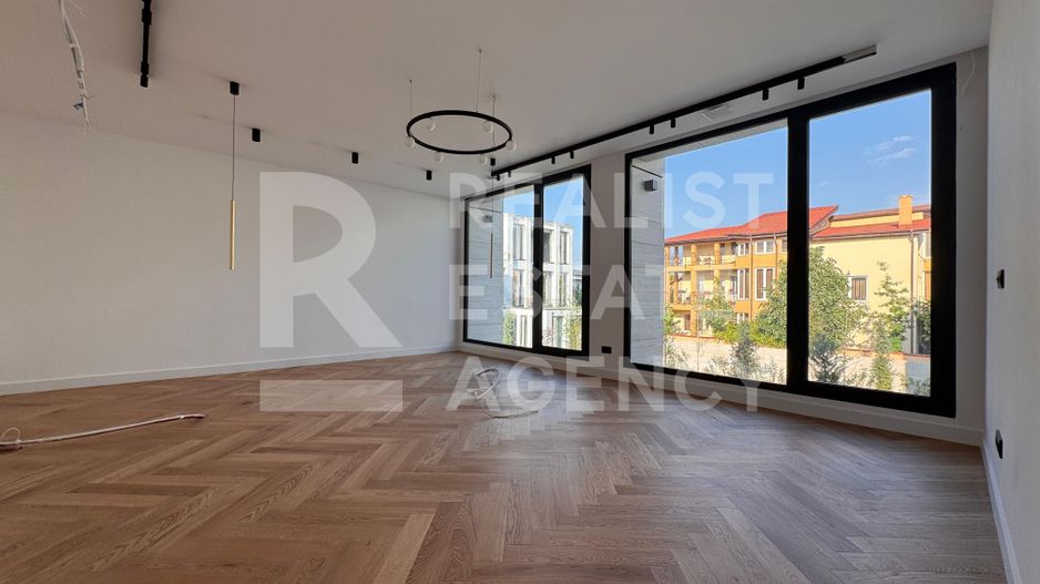 Vilă elegantă in Nordul Capitalei. - Poză 14